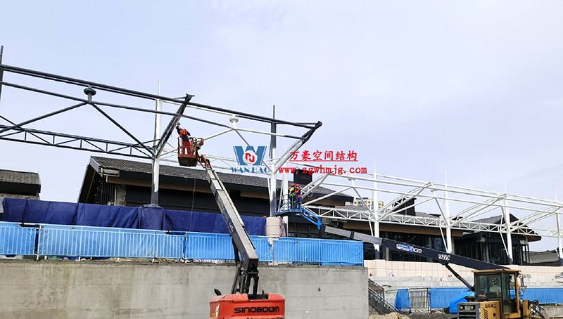 勞動(dòng)最光榮，致敬一線工作者！