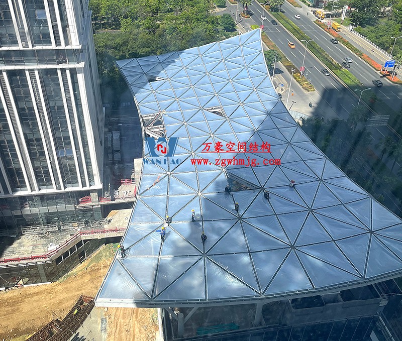 縱使烈日炎炎，腳步從未止歇！海南這個(gè)ETFE氣枕膜項(xiàng)目施工進(jìn)度有最新消息