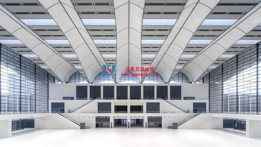 有骨骼、有皮膚的PTFE膜結(jié)構(gòu)建筑