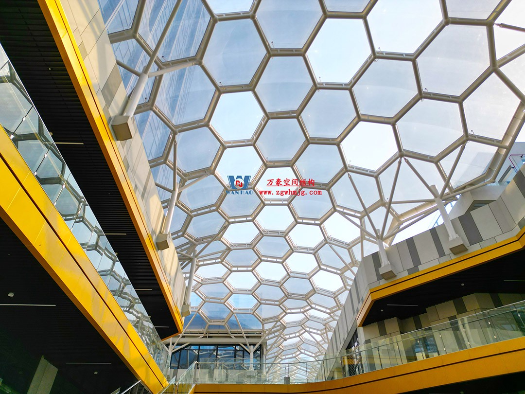 已完工，這個(gè)ETFE氣枕商業(yè)天幕閃亮登場(chǎng)！