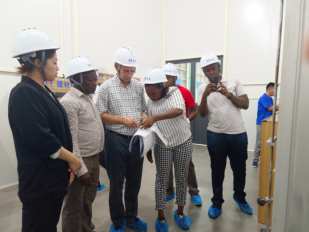 非洲杯肯尼亞體育場(chǎng)PTFE鋼膜結(jié)構(gòu)屋面工程 非洲杯肯尼亞體育場(chǎng)PTFE鋼膜結(jié)構(gòu)屋面工程