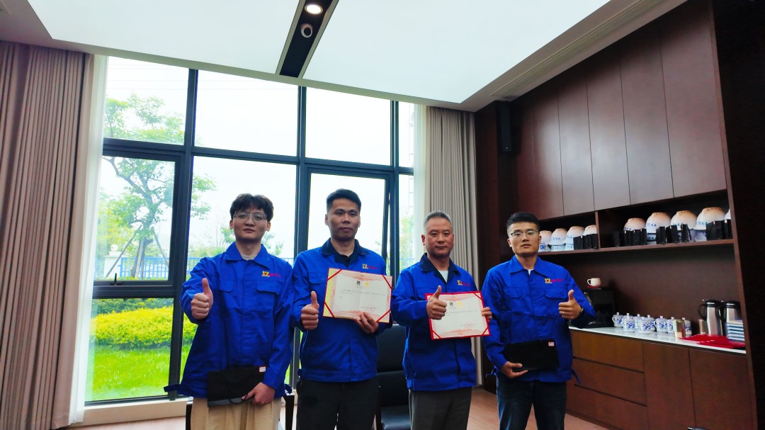 浙江萬豪空間結(jié)構(gòu)集團(tuán)有限公司隆重舉行“匠心傳承·共筑未來”師徒大會！