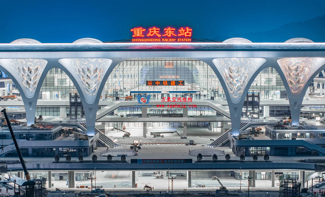 重慶東站：揭開(kāi)“西部高鐵新地標(biāo)”神秘面紗