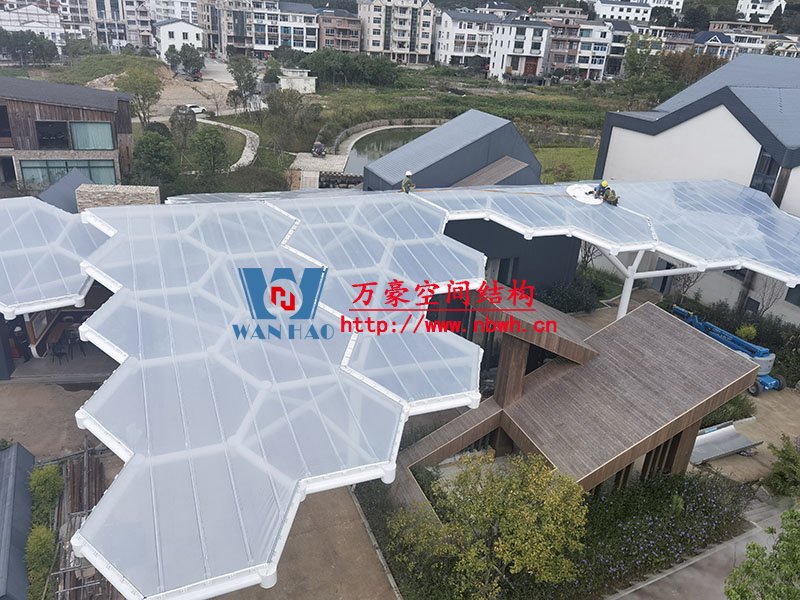 樂(lè)清鐵定溜溜樂(lè)園ETFE天幕及PTFE景觀傘膜結(jié)構(gòu)工程竣工