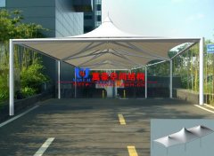 出入口張拉膜結(jié)構(gòu)是什么？有哪些特點？