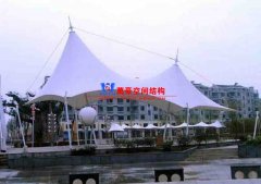 膜結(jié)構(gòu)遮陽棚工程是什么？有哪些優(yōu)勢和特點？