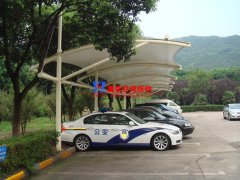 膜結(jié)構(gòu)停車棚造價多少合適？簡易車棚膜結(jié)構(gòu)低價市場分析