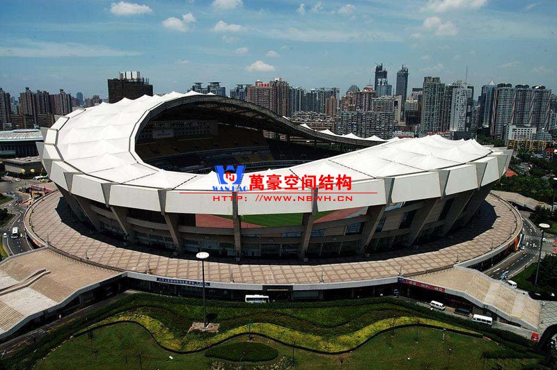 上海膜結(jié)構(gòu)體育場(chǎng)