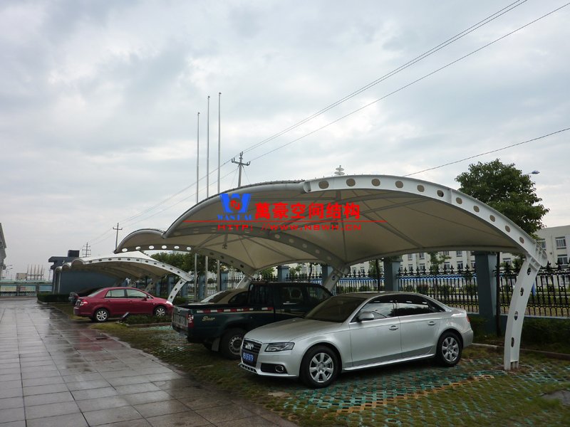 膜結(jié)構(gòu)車(chē)棚