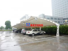 膜結(jié)構(gòu)車棚膜材熱合工藝是怎樣的？需要注意哪些事項？