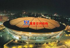 膜結(jié)構(gòu)工程建筑加工安裝時有哪些規(guī)范事項需要注意？