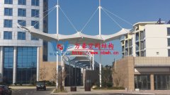 什么是張拉膜結(jié)構(gòu)?張拉膜結(jié)構(gòu)建筑安裝注意事項(xiàng)有哪些？